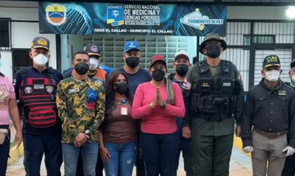 Imagen de la noticia: Rescatan 12 cuerpos tras colapso de mina inundada en El Callao