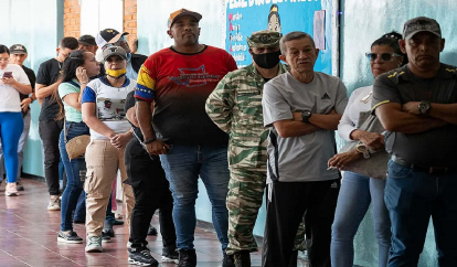 Imagen de la noticia: Maduro convoca nueva consulta popular para el 23 de noviembre