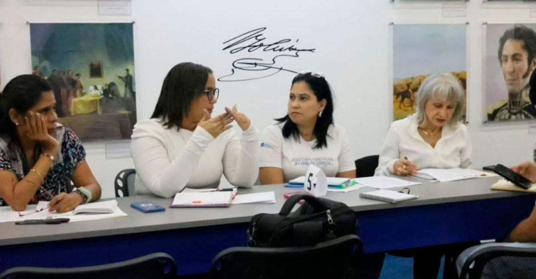 Imagen de la noticia: Ministerio de Educación crea comisión para evaluar el impacto de las tareas escolares