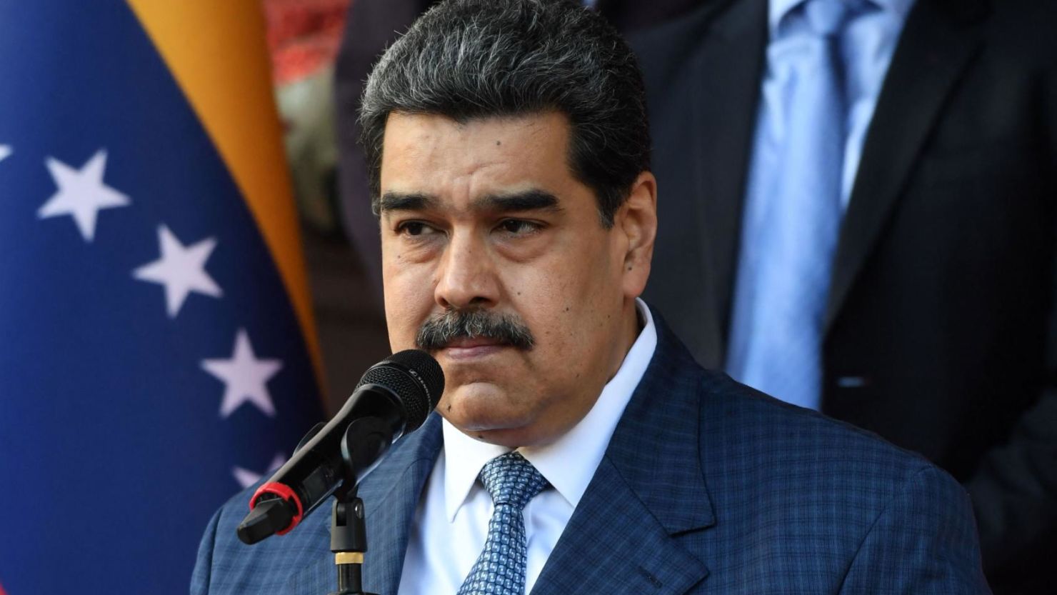 Imagen de la noticia: Nicolás Maduro abrió su cuenta en Facebook
