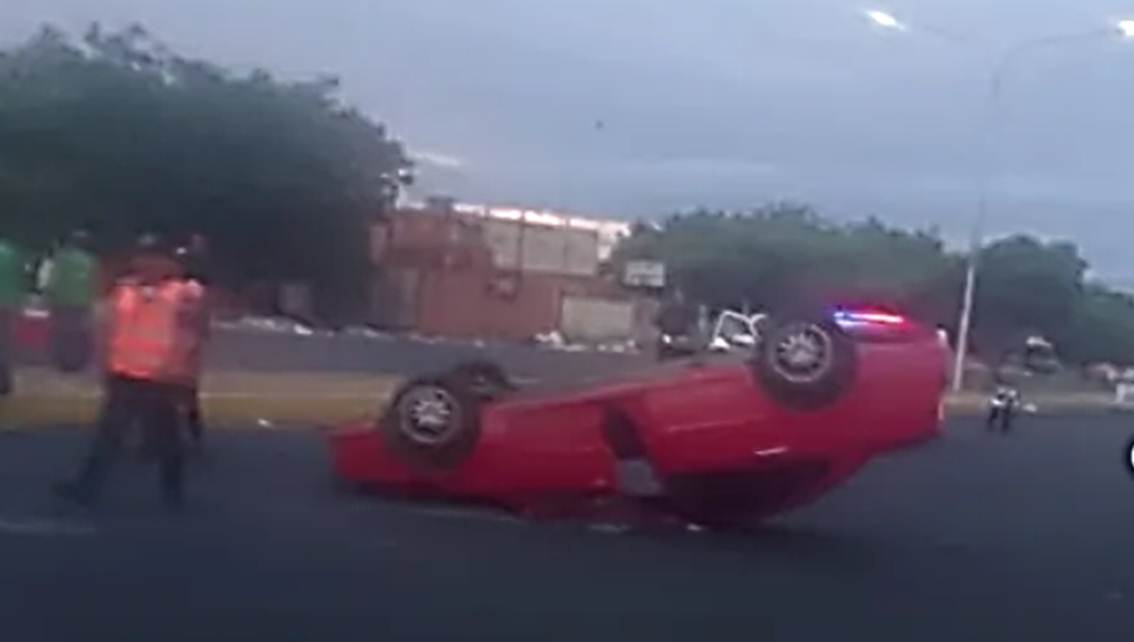 Imagen de la noticia: En la C-1: Reportan accidente vial este martes a la altura de Puente Unión