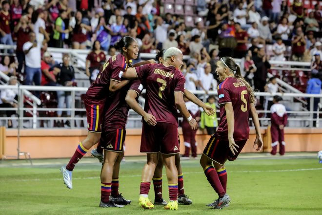 Imagen de la noticia: La Vinotinto femenina goleó 6-0 a Perú en la Liga de Naciones