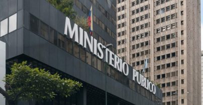 Imagen de la noticia: Detenida por alarde de valimiento: Así operaba la falsa abogada que engañaba al sistema de justicia