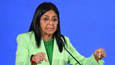Imagen de la noticia: Vicepresidenta Delcy Rodríguez exige fe de vida del presidente Maduro tras ataque de EEUU