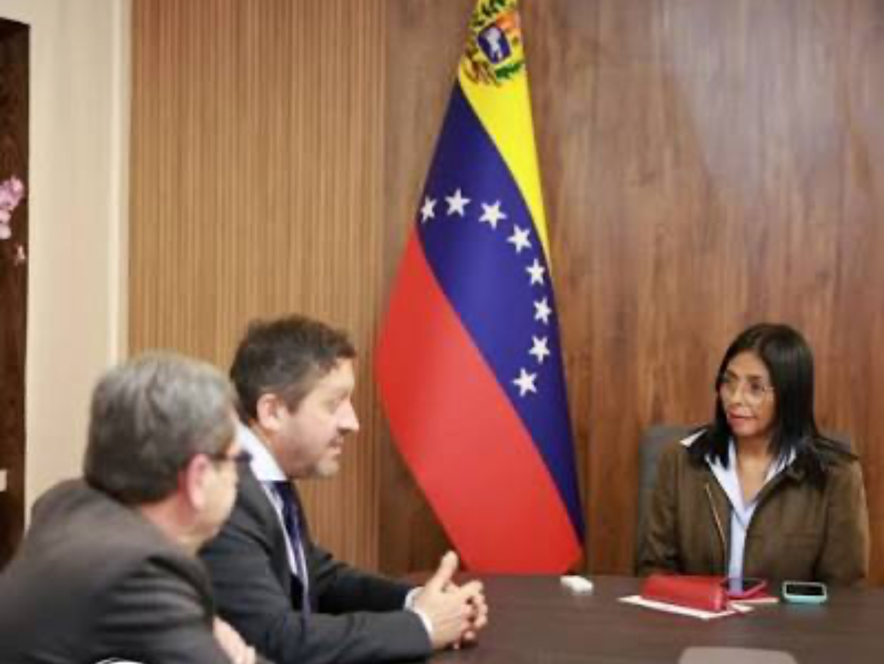 Imagen de la noticia: Repsol y Maurel & Prom reafirman su interés en Venezuela tras reunión con Delcy Rodríguez