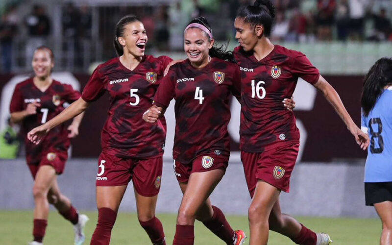 Imagen de la noticia: El sueño mundialista de la Vinotinto Femenina se complica tras un amargo empate con Ecuador