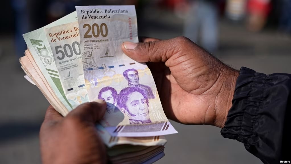 Imagen de la noticia: Aumento salarial en Venezuela: Estos son los montos propuestos en la mesa de trabajo