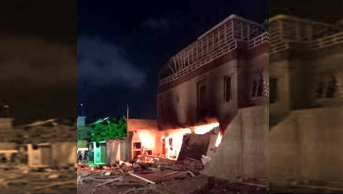 Imagen de la noticia: Tragedia en Maracaibo: Voraz incendio en Pomona cobra la vida de dos personas