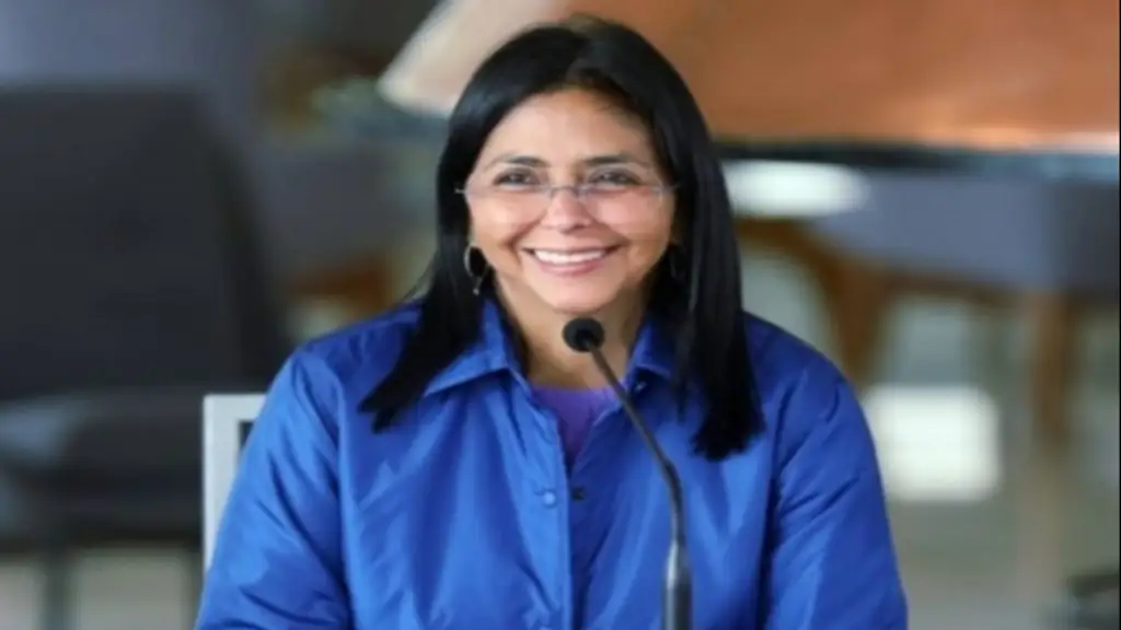 Imagen de la noticia: Delcy Rodríguez sobre reconocimiento de EEUU: Es un paso al reordenamiento que traerá mejoras en servicios y economía