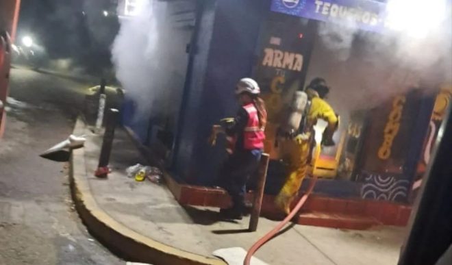 Imagen de la noticia: Susto en la H: Incendio en local comercial de Cabimas solo dejó pérdidas materiales