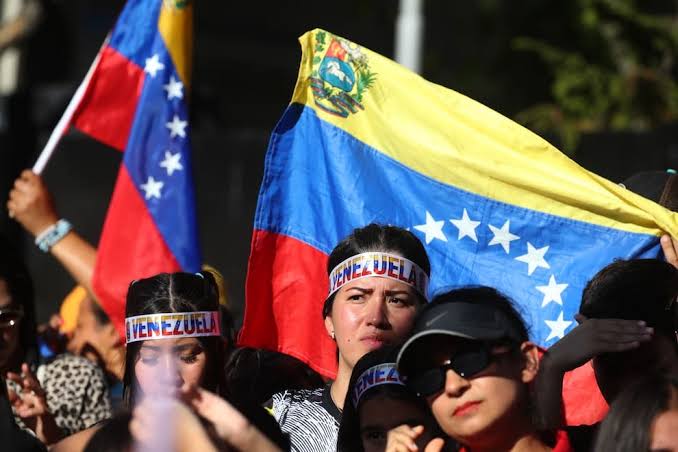Imagen de la noticia: Chile busca reanudar lazos con Venezuela para deportar migrantes