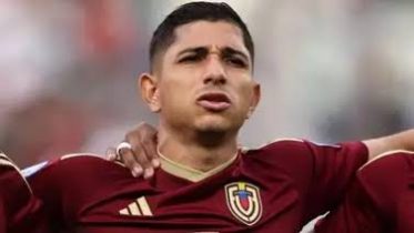 Imagen de la noticia: La ausencia de Savarino en la Vinotinto que enciende el debate en redes sociales