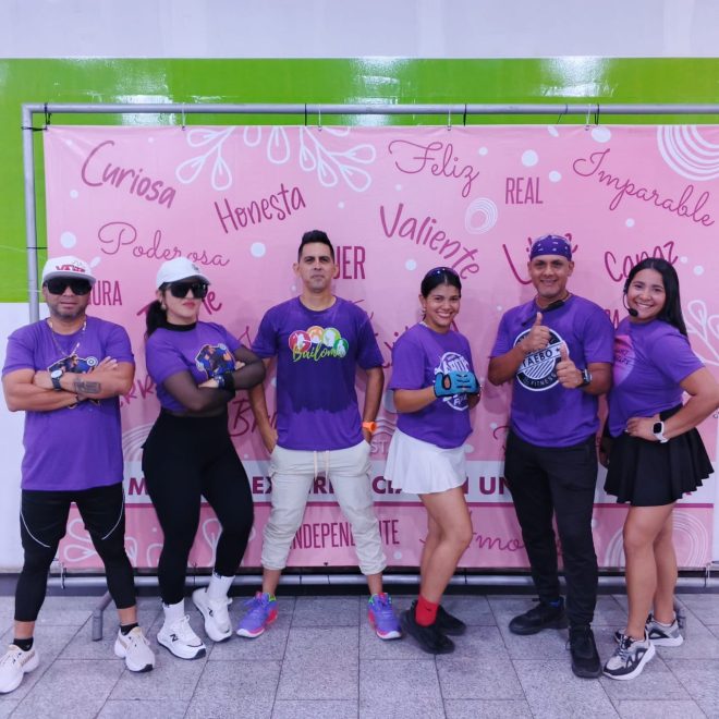 Imagen de la noticia: El ritmo se apoderó de Costa Mall: Más de 80 personas celebraron el Mes de la Mujer con masiva Bailoterapia
