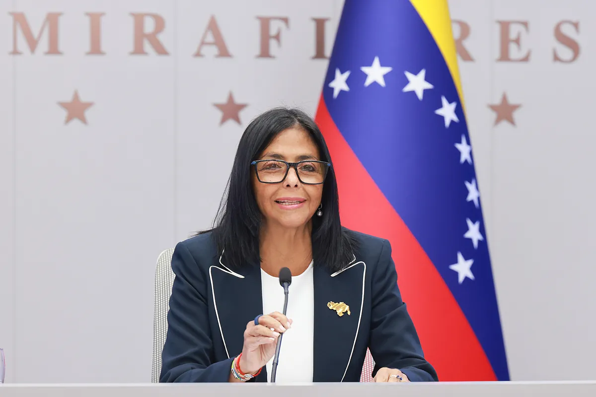 Imagen de la noticia: EEUU retira sanciones a Delcy Rodríguez tras cambios en el Ejecutivo nacional
