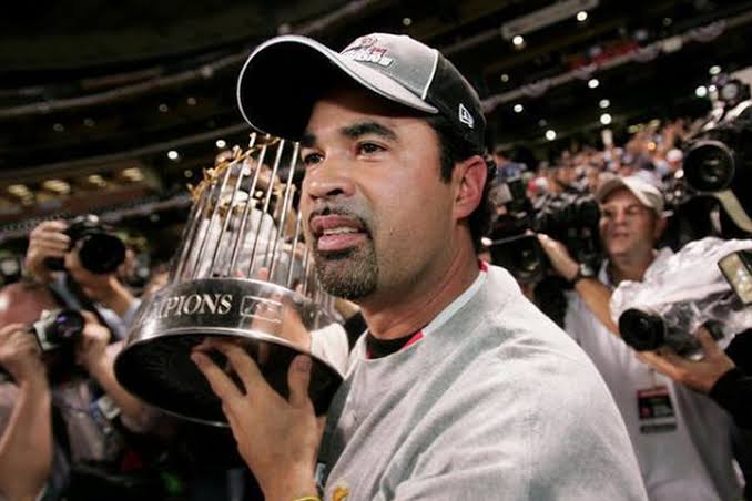 Imagen de la noticia: Chicago rinde tributo a Ozzie Guillén: el 8 de agosto retirarán su legendario número 13