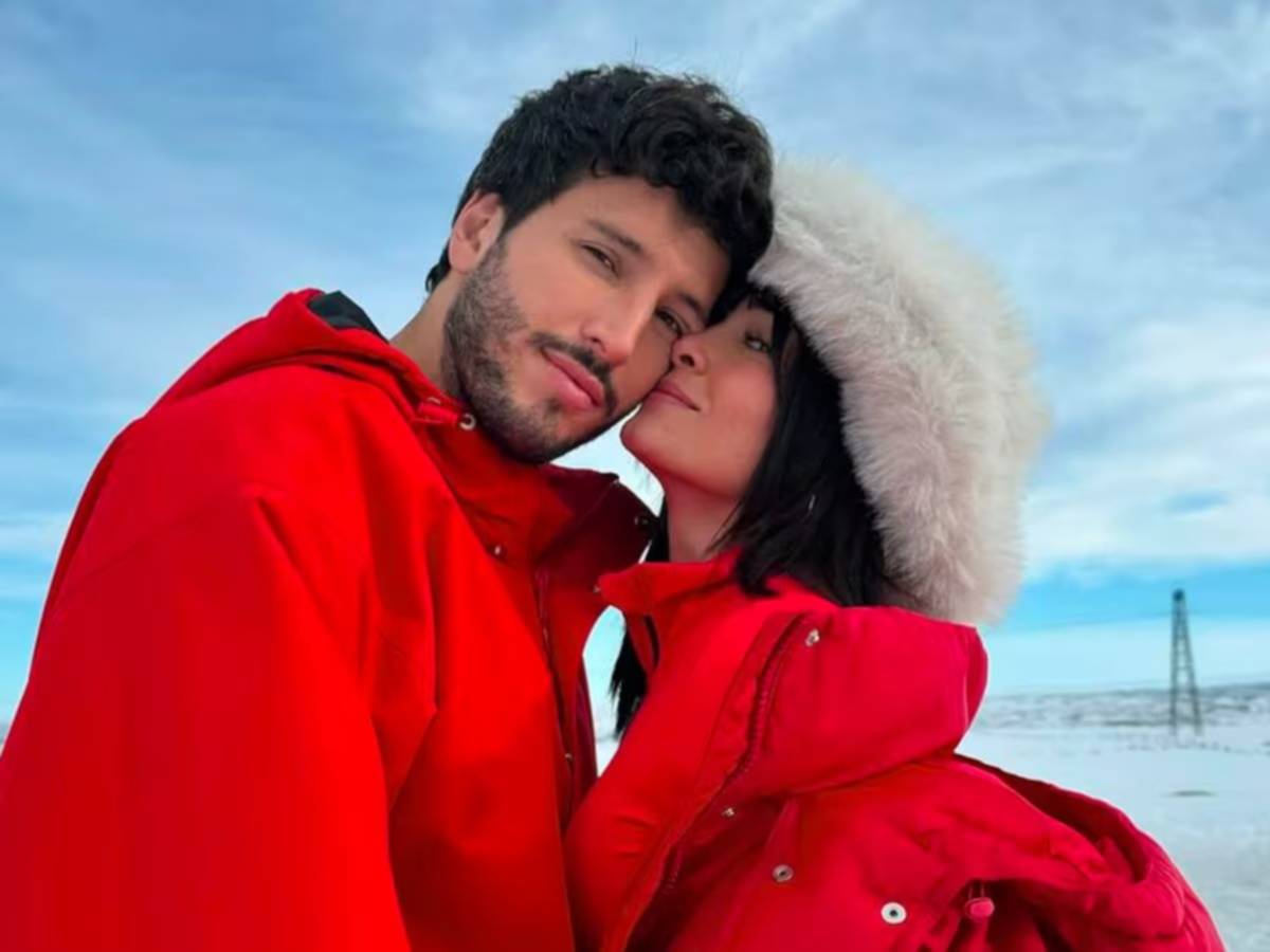 Imagen de la noticia: Aitana revela la razón de su ruptura con Sebastián Yatra durante concierto de Rosalía