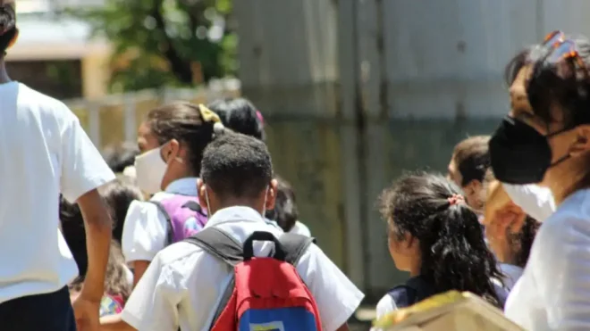 Imagen de la noticia: Pánico en escuela de Barquisimeto: Niño llevó bomba lacrimógena a clase