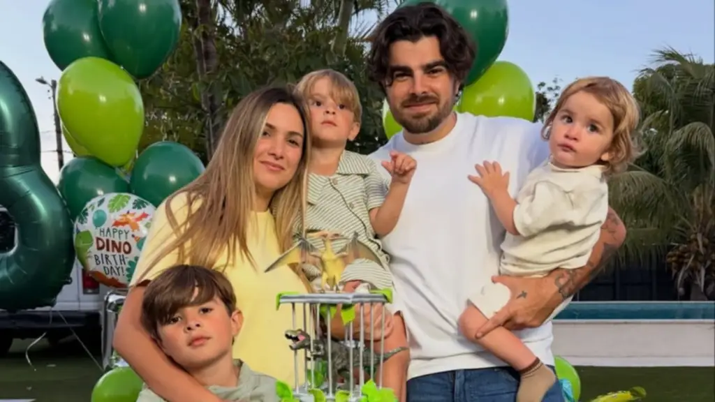 Imagen de la noticia: Jonathan Moly celebra por todo lo alto el tercer año de su hijo Nick en Miami
