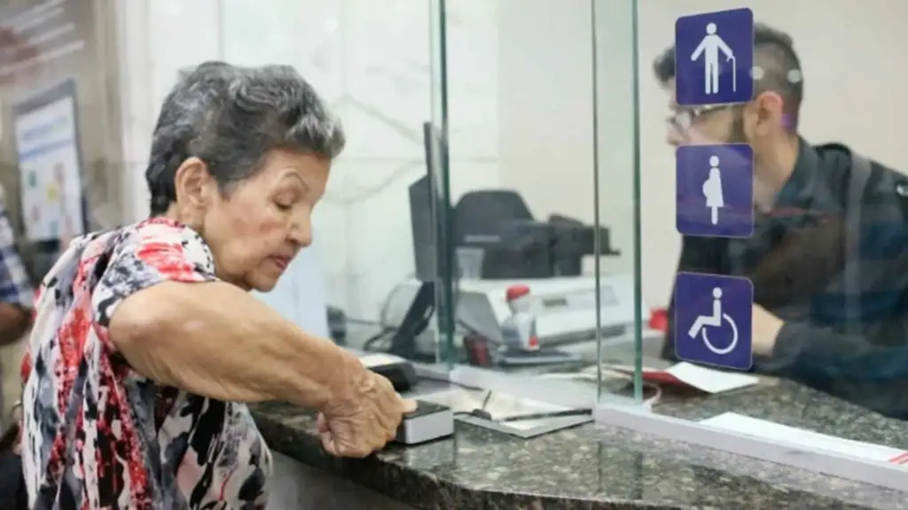 Imagen de la noticia: Pensionados en Venezuela reciben estos pagos en las próximas horas
