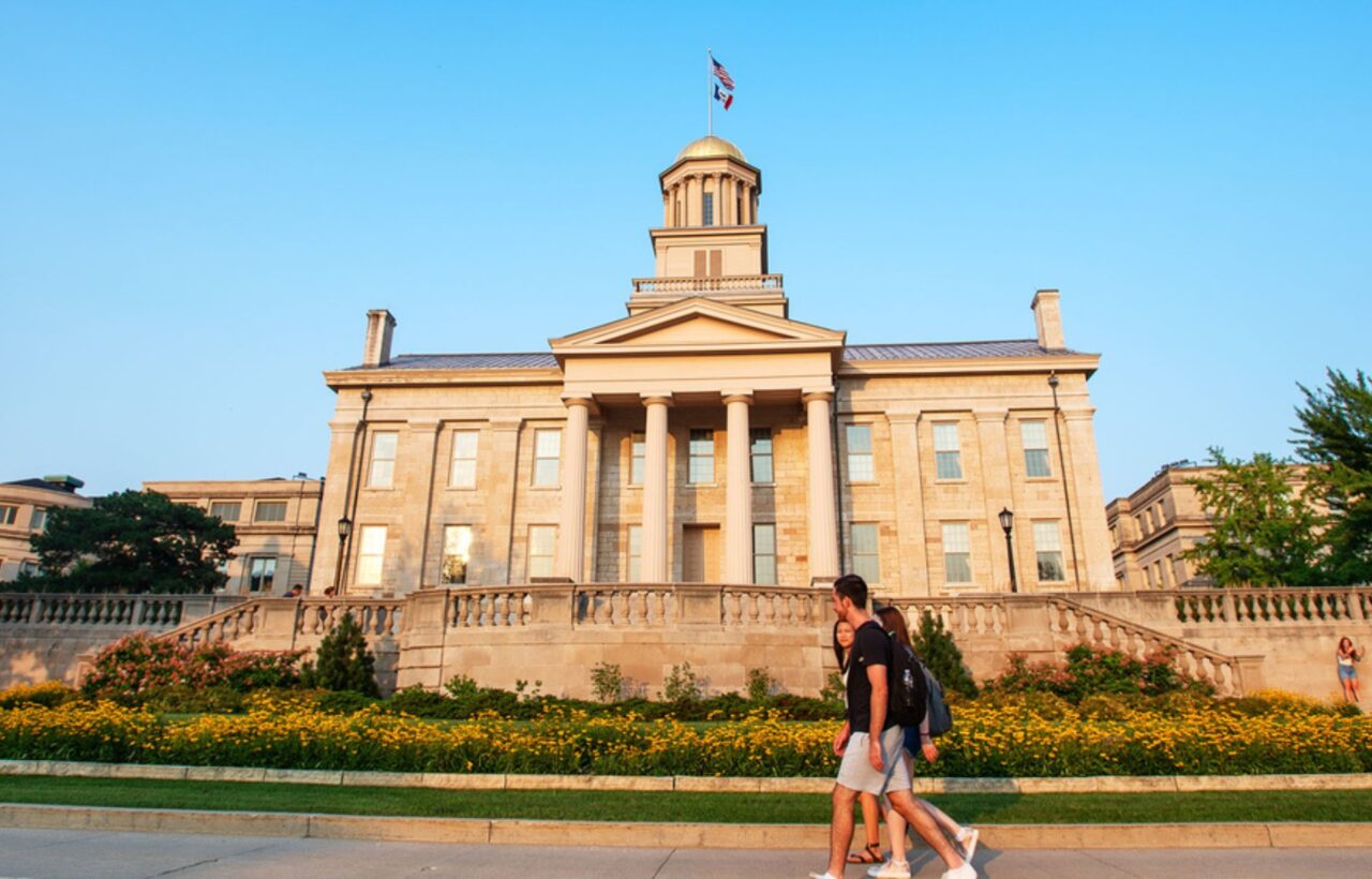 Imagen de la noticia: Tiroteo en la Universidad de Iowa deja a tres estudiantes heridos