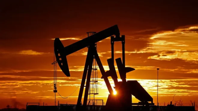 Imagen de la noticia: Precios del petróleo Brent y Texas este 21 de abril: presión externa define jornada