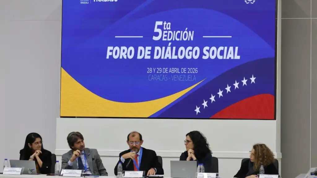 Imagen de la noticia: Gobierno se reúne con la OIT y la ONU para discutir el tema salarial