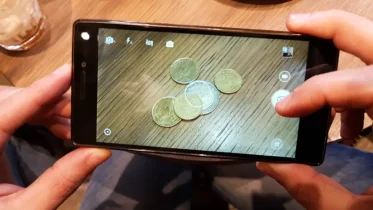 Imagen de la noticia: ¡Podrías tener una fortuna en casa! Apps para identificar monedas valiosas con tu celular