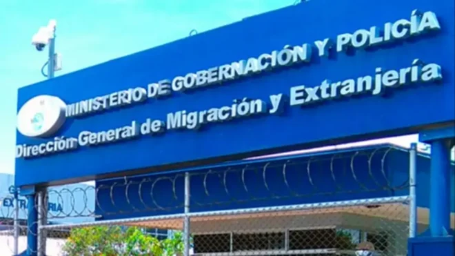 Costa Rica abre la puerta a la regularización de miles de migrantes venezolanos