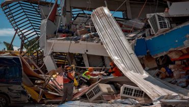 Imagen de la noticia: Terremoto de magnitud 7.8 sacude Filipinas: Reportan al menos 35 fallecidos