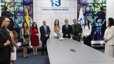 Imagen de la noticia: Nuevos Magistrados e Inspectores son juramentados en el Tribunal Supremo de Justicia