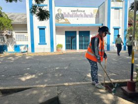 Imagen de la noticia: Gobierno Municipal impulsa Plan Especial de Saneamiento en escuelas de Cabimas a través de IMAUCA