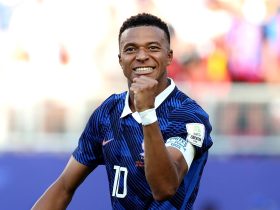 Imagen de la noticia: Mbappé acaba con el sueño de Paraguay y Francia avanza a octavos