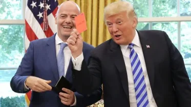 Imagen de la noticia: Mundial 2026: «Cruza una línea roja»: por qué fue tan escandalosa la decisión de la FIFA de suspender la sanción al goleador de EE.UU., Folarin Balogun, tras una llamada de Trump