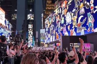 Imagen de la noticia: Pokémon GO celebra su primera década con una batalla épica en Times Square