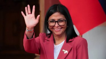 Imagen de la noticia: Delcy Rodríguez afirma estar dispuesta a visitar la Casa Blanca