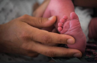 Imagen de la noticia: Falcón: Niño de 17 meses fallece tras asfixiarse con un mamón