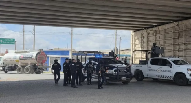 Imagen de la noticia: México: Hallan 10 cuerpos en Zacatecas, cinco colgaban de un puente