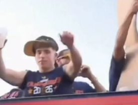 Imagen de la noticia: Conoce cómo llegó la gorra de Leones del Caracas a Víctor Muñoz