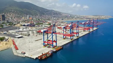 Imagen de la noticia: Puerto de La Guaira retoma operaciones tras 28 días de parálisis por sismos
