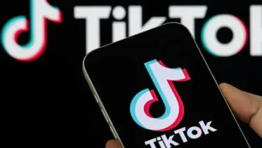 Imagen de la noticia: Comisión Europea podría aplicar multa millonaria a TikTok: estos son los motivos