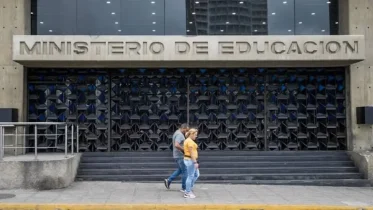 Imagen de la noticia: Ministerio de Educación reactiva la atención presencial al público: horarios