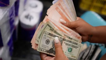 Imagen de la noticia: Pagos sector salud: el bono que reciben administrativos y obreros en las próximas horas