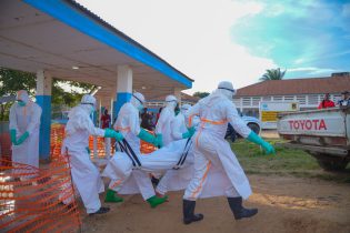Imagen de la noticia: Ébola en el Congo: La cifra de fallecidos asciende a 1.521 y preocupa a la comunidad internacional