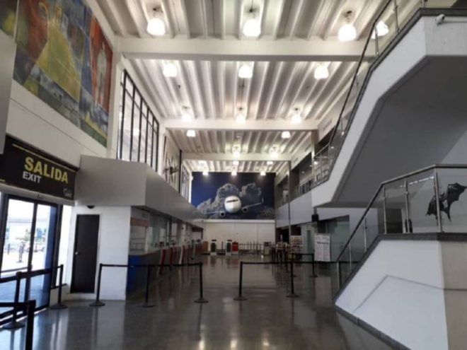 Imagen de la noticia: Usuarios rechazan pago de tasa aeroportuaria en el Aeropuerto de Valencia