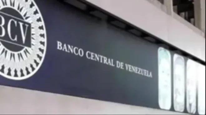 Imagen de la noticia: Dólar y euro BCV para este martes 4 de agosto: así amanecen las divisas oficiales