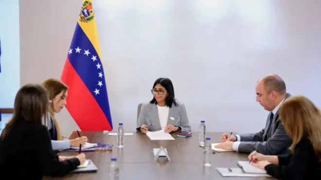 Imagen de la noticia: Delcy Rodríguez designa nuevo ministro de Cultura: 4 de agosto